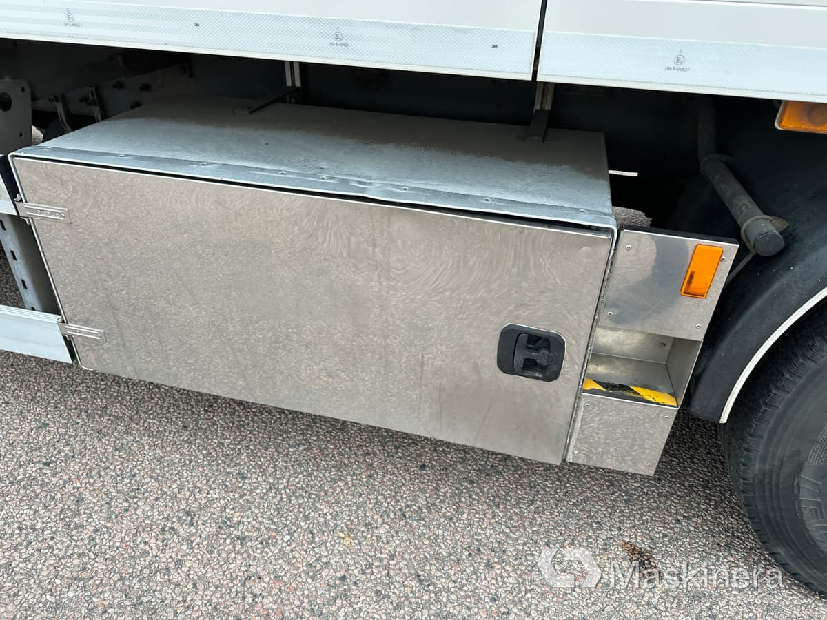 Camión caja cerrada Lastbil Volvo FH 2018 Euro 6: foto 20