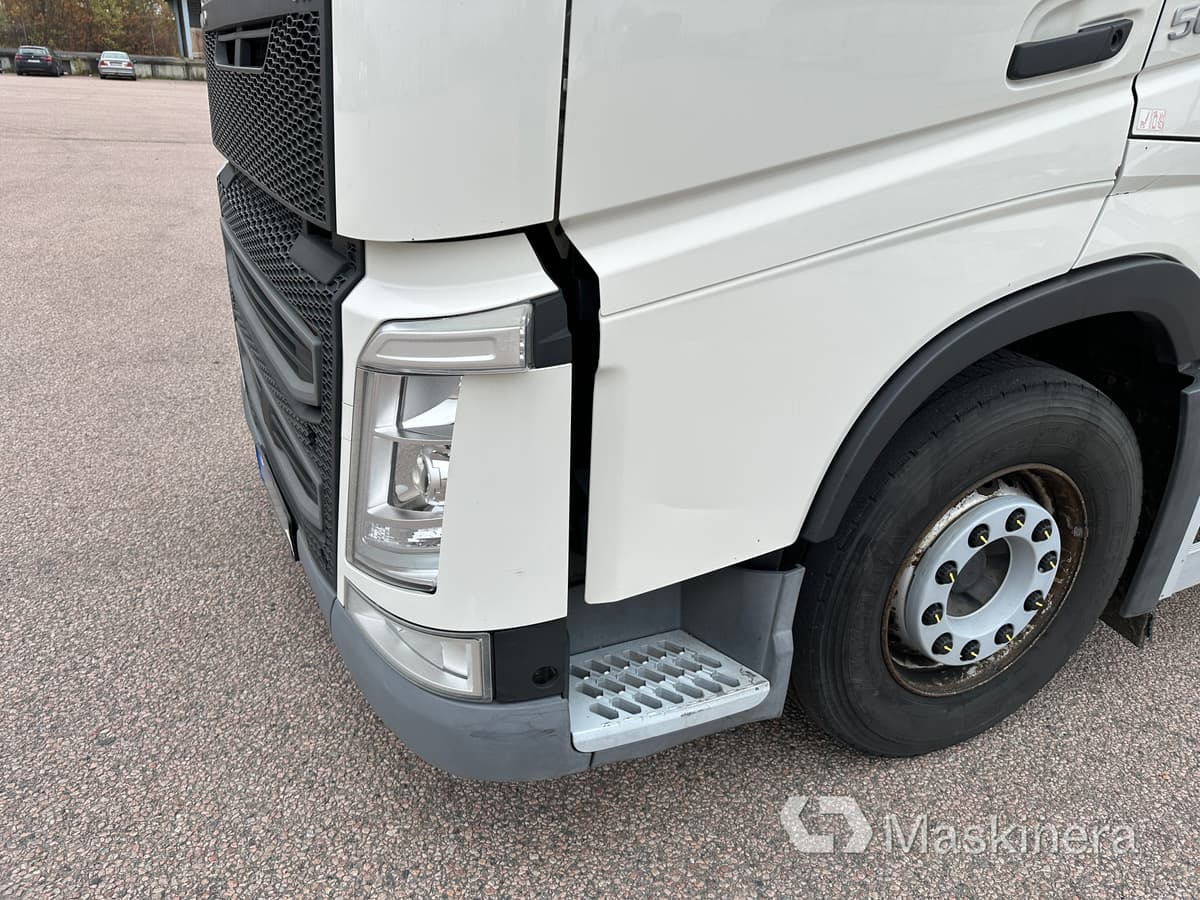 Camión caja cerrada Lastbil Volvo FH 2018 Euro 6: foto 26