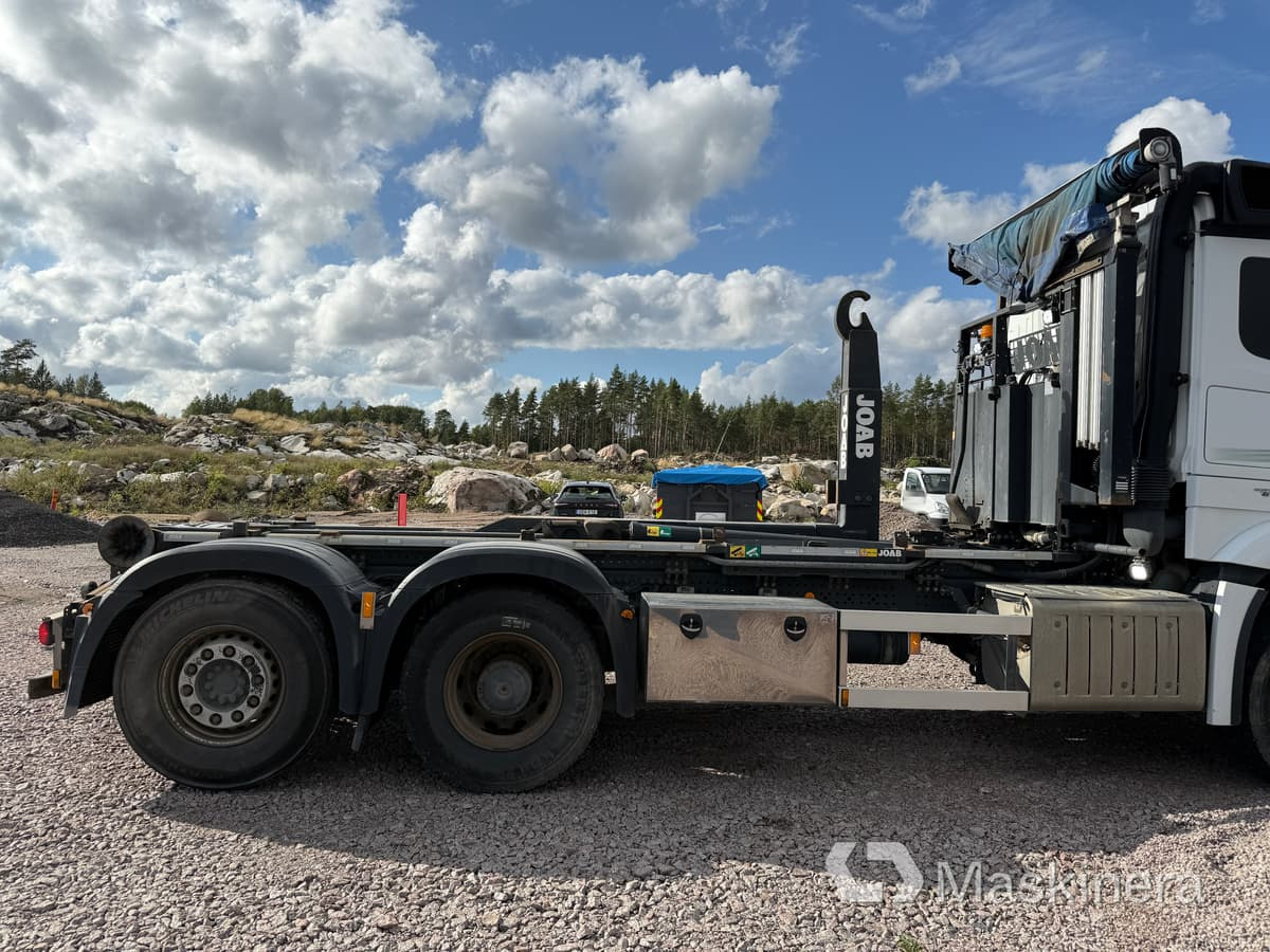 Lastväxlare Mercedes Arocs 2551 - Camión multibasculante: foto 5 Lastväxlare Mercedes Arocs 2551 - Camión multibasculante: foto 5