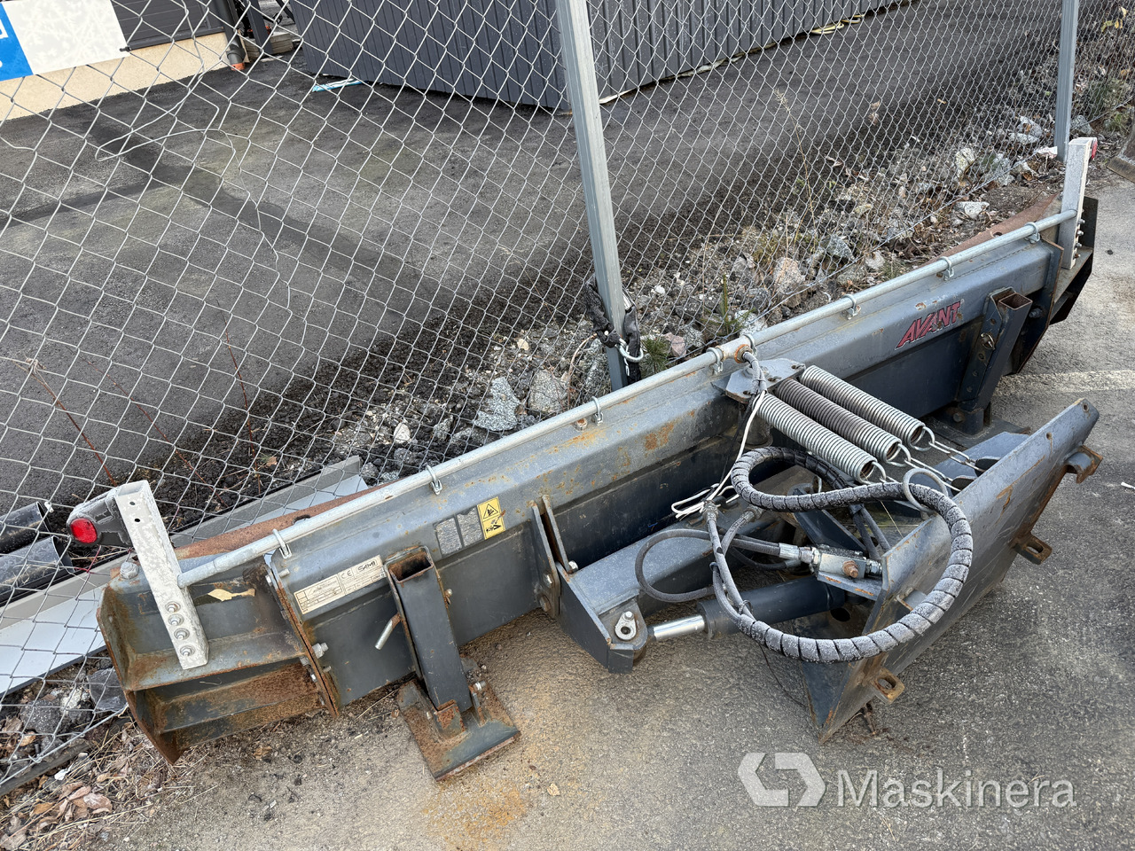 Sami A410365 Schaktblad / Snöplog 2500mm med Avantfäste - Cuchilla quitanieves: foto 1 Sami A410365 Schaktblad / Snöplog 2500mm med Avantfäste - Cuchilla quitanieves: foto 1