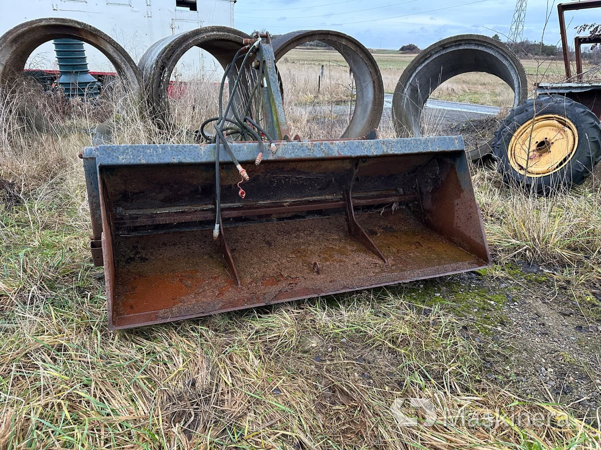 Sandspridare Valsspridare YSTA - Esparcidor de sal: foto 2 Sandspridare Valsspridare YSTA - Esparcidor de sal: foto 2