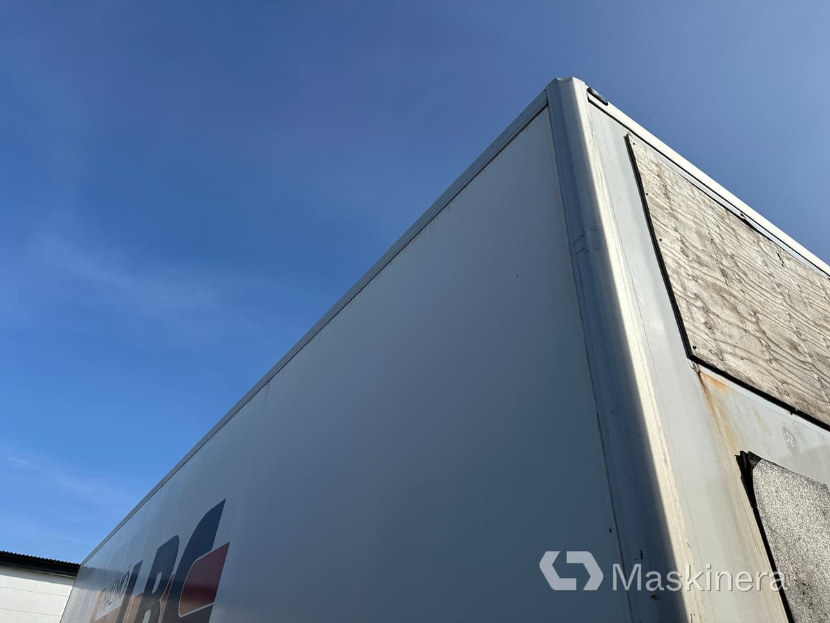 Skåpsläp Närko D4HB13N62 - Remolque caja cerrada: foto 4 Skåpsläp Närko D4HB13N62 - Remolque caja cerrada: foto 4