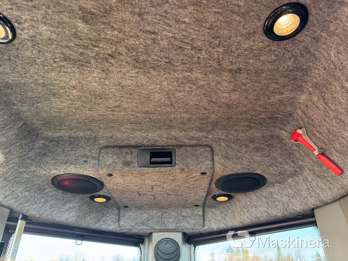 Procesadora forestal Skördare Komatsu XH 911 CX-6: foto 30