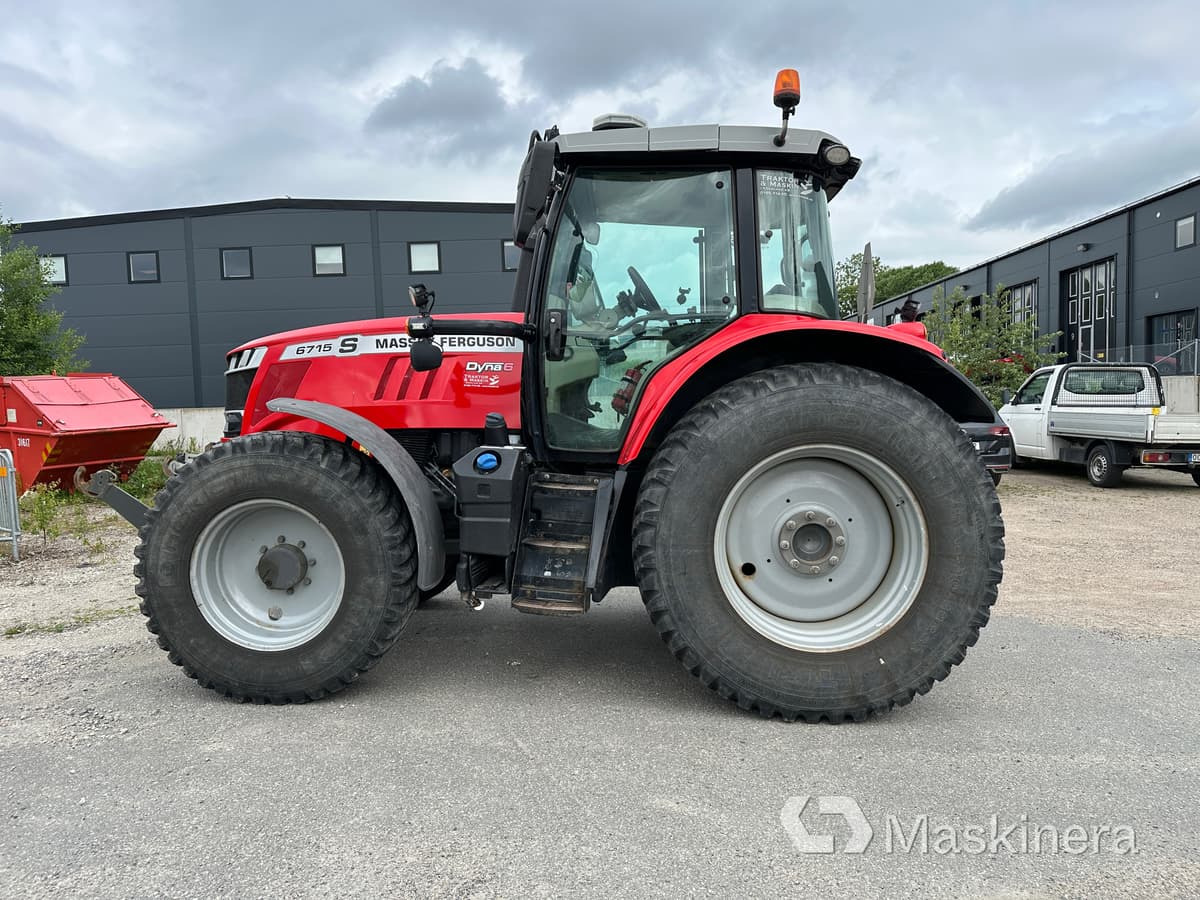 Traktor Massey Fergusson MF 6715 S + Bigab 10-14 G2 - Tractor: foto 2 Traktor Massey Fergusson MF 6715 S + Bigab 10-14 G2 - Tractor: foto 2