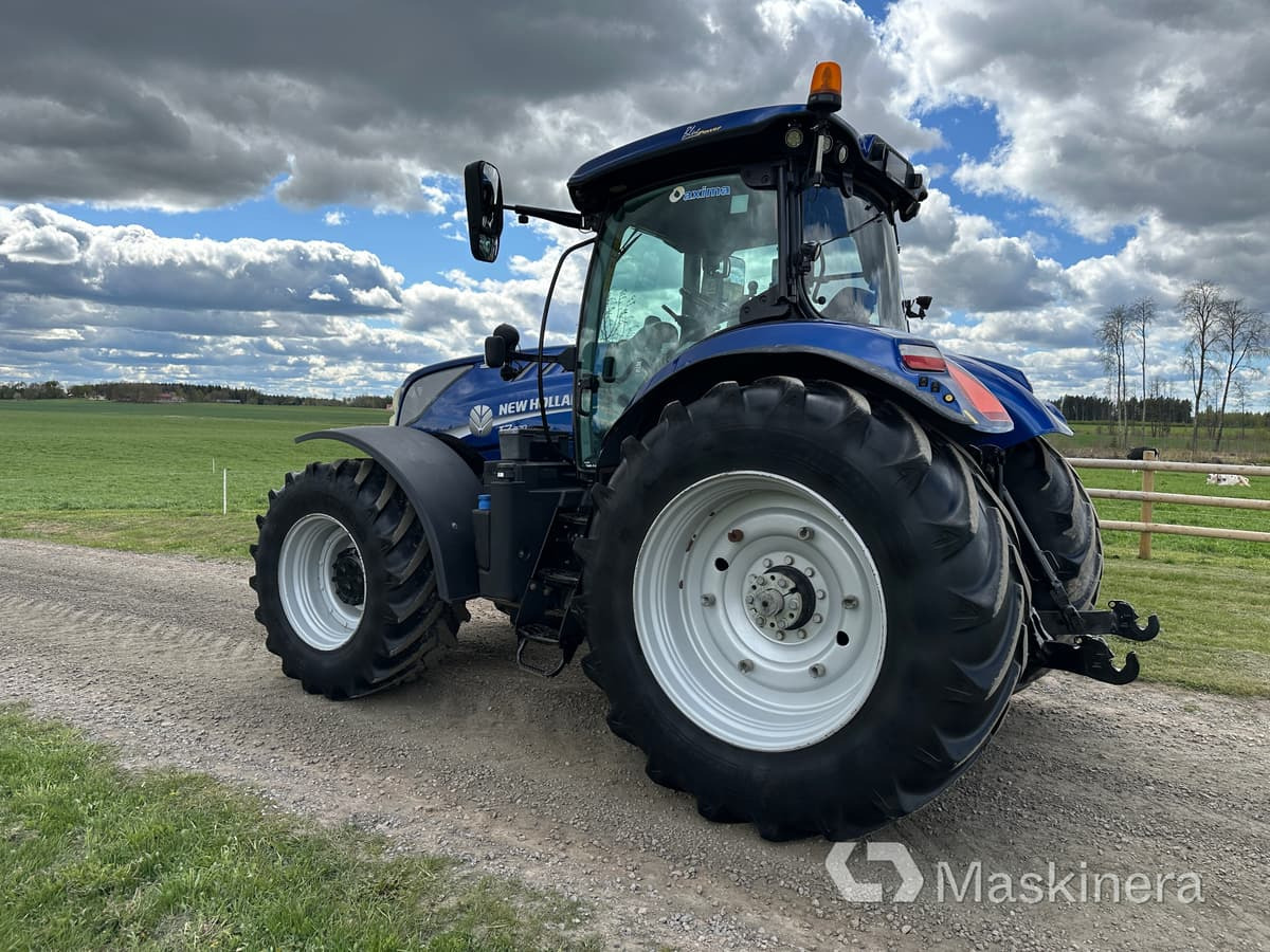 Traktor New Holland T7.270 AC 4WD - Tractor: foto 3 Traktor New Holland T7.270 AC 4WD - Tractor: foto 3