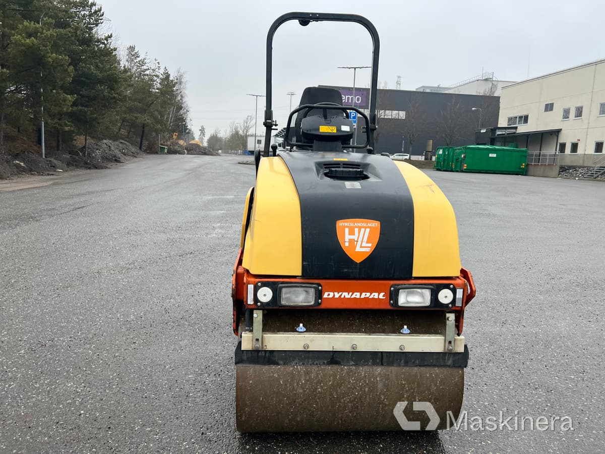 Vält Dynapac CC1100 - Apisonadora de asfalto: foto 2 Vält Dynapac CC1100 - Apisonadora de asfalto: foto 2