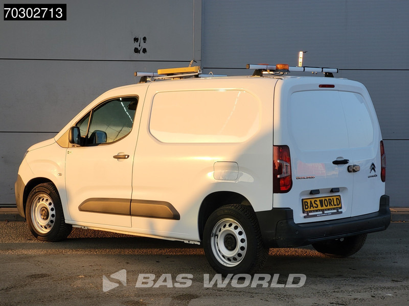 Citroën Berlingo 130pk Emissievrij Automaat Benzine L1H1 Navi Airco Cruise Parkeersensoren Imperiaal L1 Kompakt Airco Cruise control - Furgoneta pequeña: foto 2 Citroën Berlingo 130pk Emissievrij Automaat Benzine L1H1 Navi Airco Cruise Parkeersensoren Imperiaal L1 Kompakt Airco Cruise control - Furgoneta pequeña: foto 2
