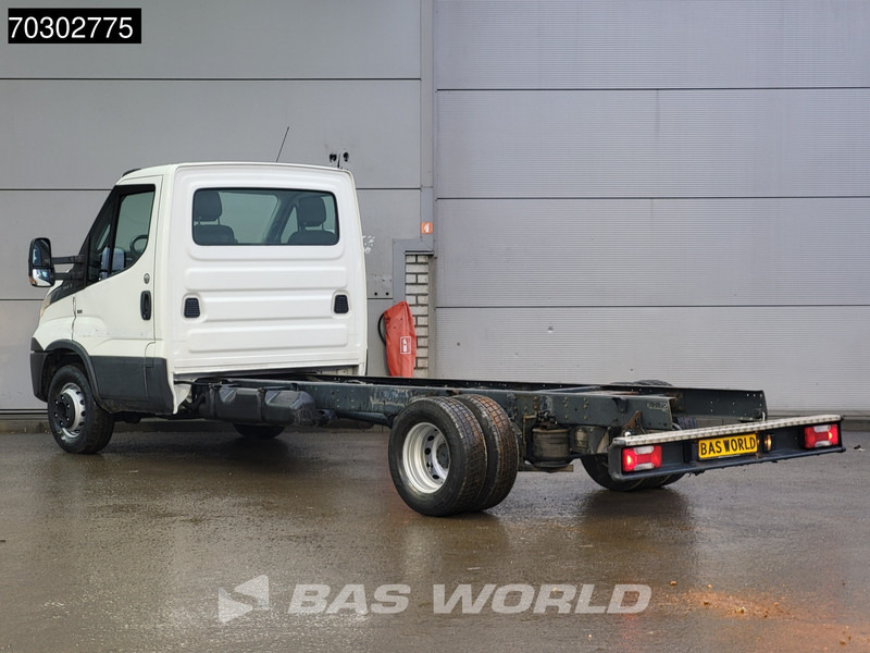 Iveco Daily 70C21 3.0L Automaat Luchtvering 435cm WB 210PK Chassis Cabine Airco Cruise Standkachel Euro6 Chassis Fahrgestell Airco Cruise co - Furgoneta: foto 2 Iveco Daily 70C21 3.0L Automaat Luchtvering 435cm WB 210PK Chassis Cabine Airco Cruise Standkachel Euro6 Chassis Fahrgestell Airco Cruise co - Furgoneta: foto 2