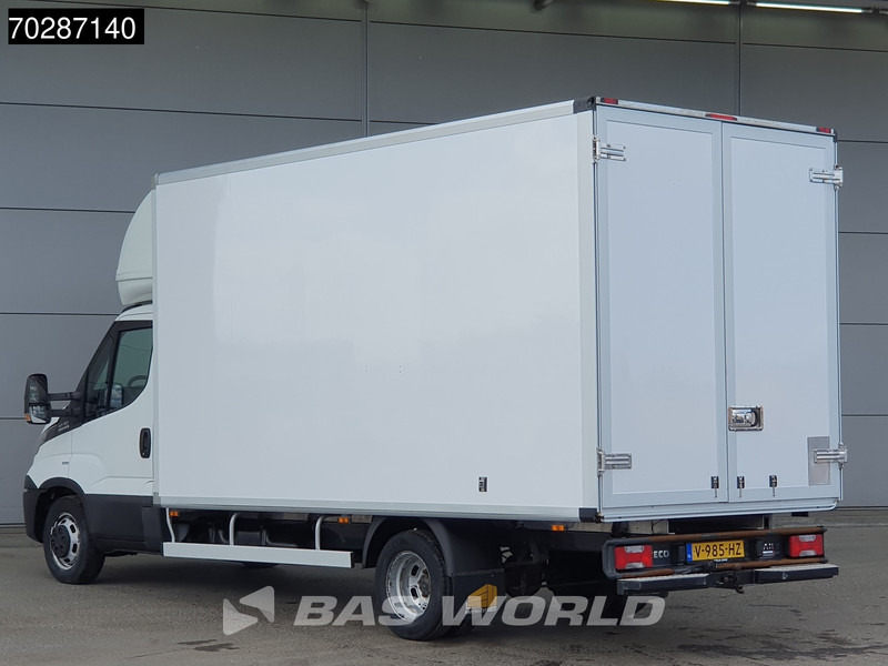 Iveco Daily 3.0L Automaat Bakwagen Navi Airco Cruise Euro6 Schuifzeilen Plane Meubelbak Koffer 21m3 Airco Trekhaak Cruise control - Furgoneta caja cerrada: foto 3 Iveco Daily 3.0L Automaat Bakwagen Navi Airco Cruise Euro6 Schuifzeilen Plane Meubelbak Koffer 21m3 Airco Trekhaak Cruise control - Furgoneta caja cerrada: foto 3