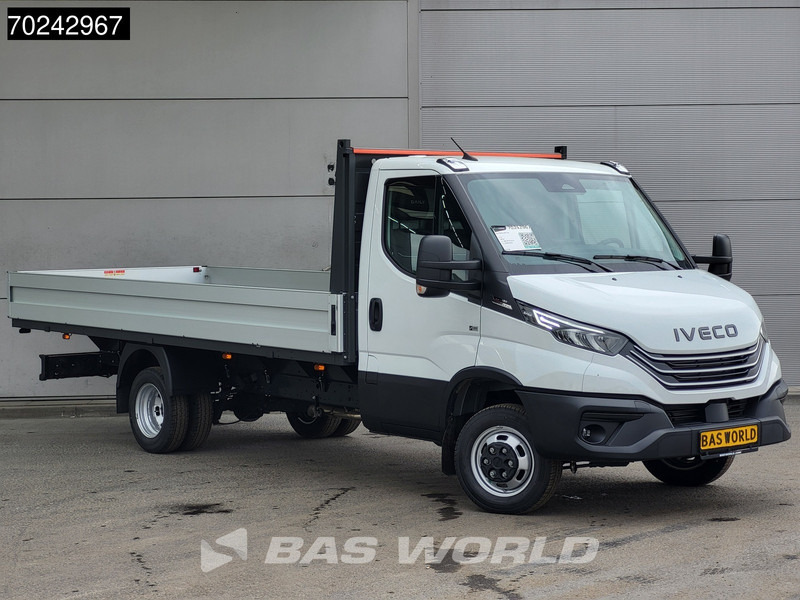 Iveco Daily 35C18 3.0L Automaat 2025-Model Open laadbak Dubbellucht Navi ACC LED 3,5T Trekvermogen Euro6 Pritsche Pickup Airco - Furgoneta caja abierta: foto 3 Iveco Daily 35C18 3.0L Automaat 2025-Model Open laadbak Dubbellucht Navi ACC LED 3,5T Trekvermogen Euro6 Pritsche Pickup Airco - Furgoneta caja abierta: foto 3