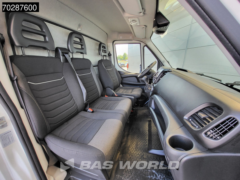 Iveco Daily 35S16 Automaat Bakwagen Achterdeuren 160PK Airco Camera Euro6 Meubelbak Koffer 21m3 Airco - Furgoneta caja cerrada: foto 5 Iveco Daily 35S16 Automaat Bakwagen Achterdeuren 160PK Airco Camera Euro6 Meubelbak Koffer 21m3 Airco - Furgoneta caja cerrada: foto 5
