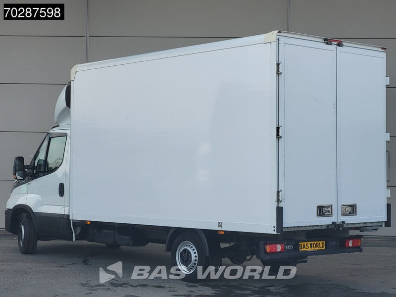 Iveco Daily 35S16 Automaat Bakwagen Achterdeuren 160PK Airco Camera Euro6 Meubelbak Koffer 21m3 Airco - Furgoneta caja cerrada: foto 2 Iveco Daily 35S16 Automaat Bakwagen Achterdeuren 160PK Airco Camera Euro6 Meubelbak Koffer 21m3 Airco - Furgoneta caja cerrada: foto 2