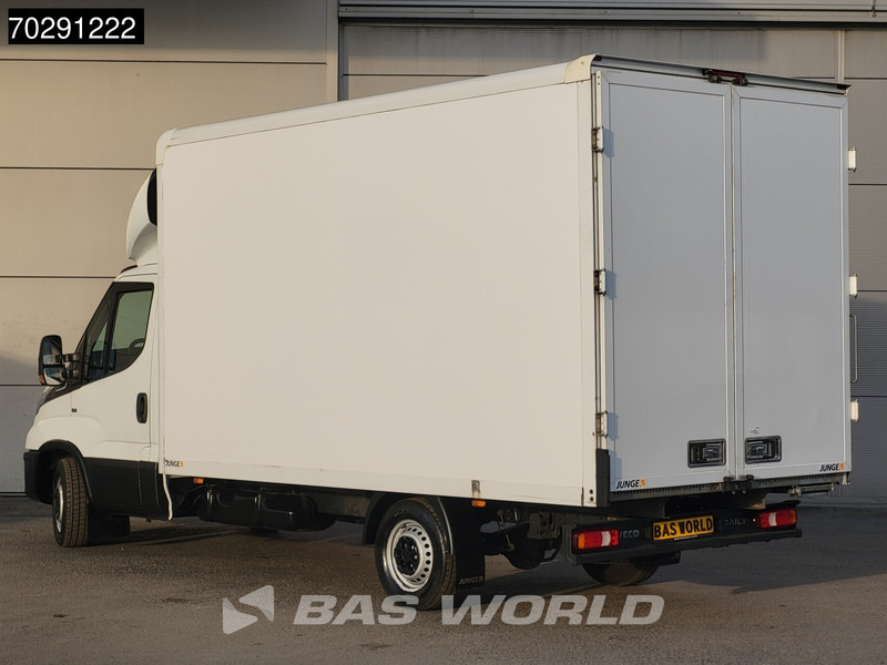 Iveco Daily 35S16 Automaat Bakwagen Achterdeuren 160PK Airco Camera Euro6 Meubelbak Koffer 21m3 Airco - Furgoneta caja cerrada: foto 2 Iveco Daily 35S16 Automaat Bakwagen Achterdeuren 160PK Airco Camera Euro6 Meubelbak Koffer 21m3 Airco - Furgoneta caja cerrada: foto 2