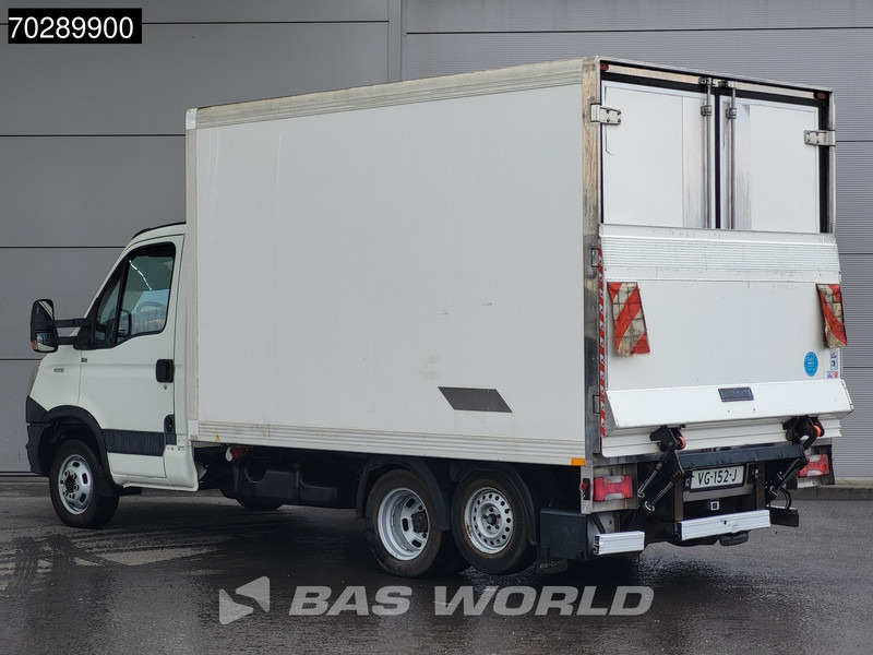 Iveco Daily 40C15 BE-Combi 75Plus Koelwagen Laadklep Carrier Xarios 350 Zijdeur Achterdeuren Airco Cruise Camera Koel Koeler Kühl Kühler Küh - Furgoneta frigorifica: foto 2 Iveco Daily 40C15 BE-Combi 75Plus Koelwagen Laadklep Carrier Xarios 350 Zijdeur Achterdeuren Airco Cruise Camera Koel Koeler Kühl Kühler Küh - Furgoneta frigorifica: foto 2