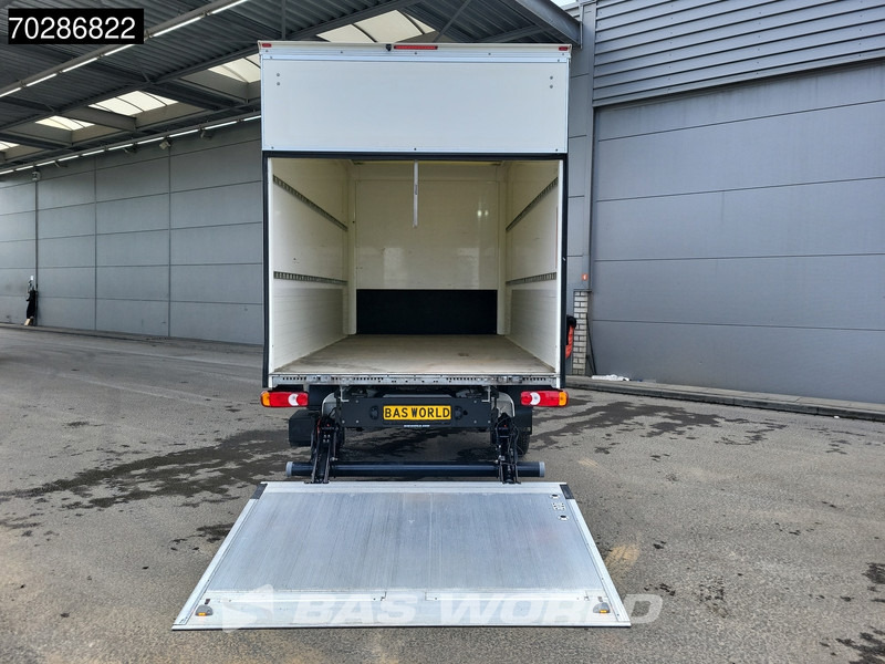 MAN TGE 3.140 Automaat Bakwagen Laadklep Airco Cruise Camera Euro6 Meubelbak Koffer 20m3 Airco Cruise control - Furgoneta caja cerrada: foto 3 MAN TGE 3.140 Automaat Bakwagen Laadklep Airco Cruise Camera Euro6 Meubelbak Koffer 20m3 Airco Cruise control - Furgoneta caja cerrada: foto 3