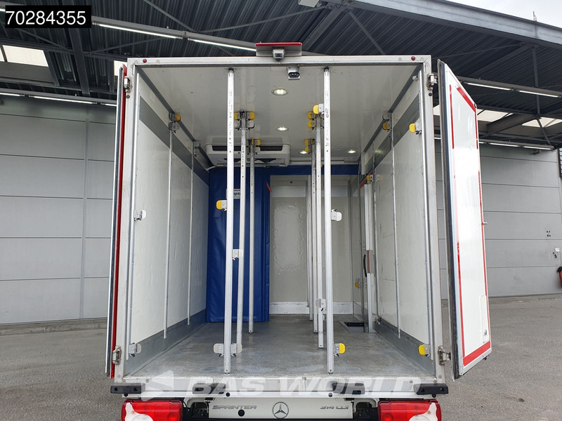 Mercedes-Benz 314 CDI Bi Temp Koelwagen Vriezer Automaat Zijdeur Thermo King V-300 Max Euro6 Koeler Koel Vries Vriezer Kühlwagen Frigo 15m3 Airco - Furgoneta frigorifica: foto 3 Mercedes-Benz 314 CDI Bi Temp Koelwagen Vriezer Automaat Zijdeur Thermo King V-300 Max Euro6 Koeler Koel Vries Vriezer Kühlwagen Frigo 15m3 Airco - Furgoneta frigorifica: foto 3