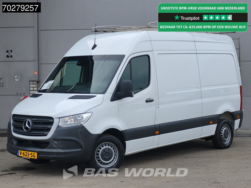 Mercedes-Benz Sprinter 211 CDI Automaat L2H2 Trekhaak Imperiaal Werkplaatsinrichting Airco Cruise Camera L2 12m3 Airco Trekhaak Cruise control - Furgoneta pequeña: foto 1 Mercedes-Benz Sprinter 211 CDI Automaat L2H2 Trekhaak Imperiaal Werkplaatsinrichting Airco Cruise Camera L2 12m3 Airco Trekhaak Cruise control - Furgoneta pequeña: foto 1
