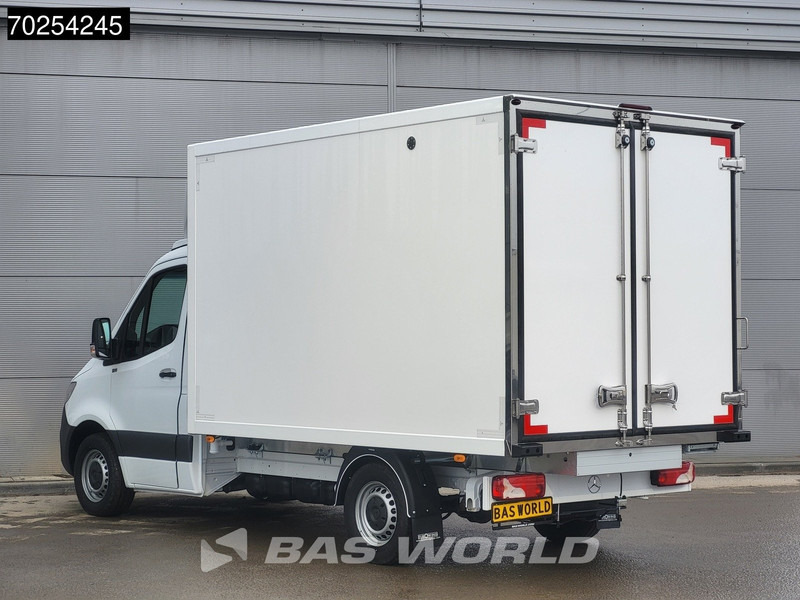 Mercedes-Benz Sprinter 315 CDI Automaat Koelwagen Thermo King V-300max 230V stekker Bakwagen Koel Kühlwagen Airco - Furgoneta frigorifica: foto 2 Mercedes-Benz Sprinter 315 CDI Automaat Koelwagen Thermo King V-300max 230V stekker Bakwagen Koel Kühlwagen Airco - Furgoneta frigorifica: foto 2