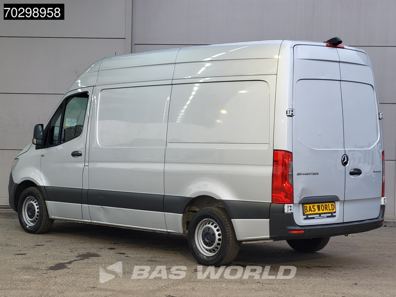Mercedes-Benz Sprinter 315 CDI Automaat L2H2 150PK Airco Camera Parkeersensoren MBUX CarPlay Euro6 L2 12m3 Airco - Furgoneta pequeña: foto 2 Mercedes-Benz Sprinter 315 CDI Automaat L2H2 150PK Airco Camera Parkeersensoren MBUX CarPlay Euro6 L2 12m3 Airco - Furgoneta pequeña: foto 2