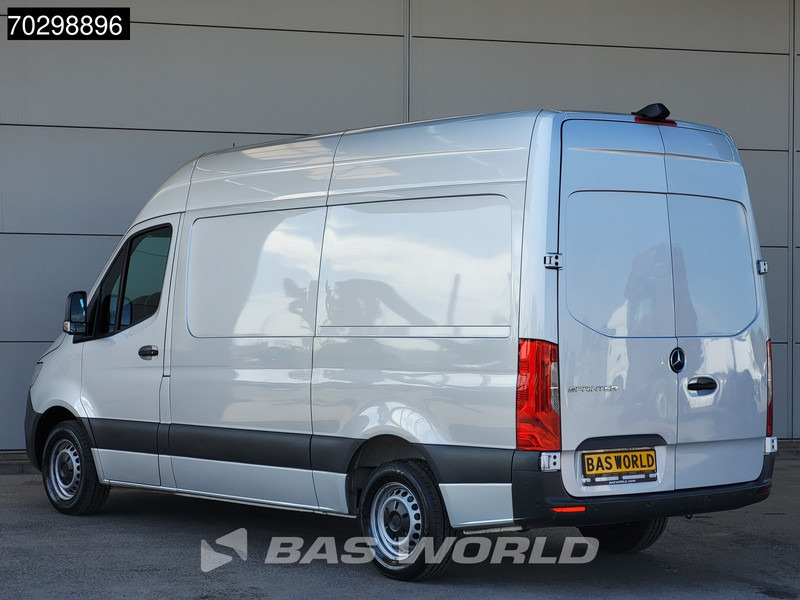 Mercedes-Benz Sprinter 315 CDI COMING SOON! Automaat L2H2 150PK Airco Camera Parkeersensoren MBUX CarPlay Euro6 L2 12m3 Airco - Furgoneta pequeña: foto 2 Mercedes-Benz Sprinter 315 CDI COMING SOON! Automaat L2H2 150PK Airco Camera Parkeersensoren MBUX CarPlay Euro6 L2 12m3 Airco - Furgoneta pequeña: foto 2