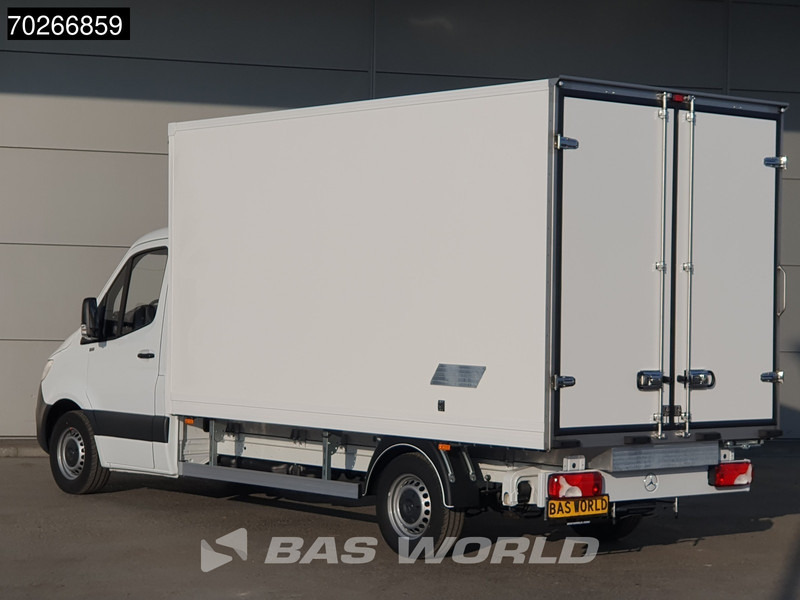 Mercedes-Benz Sprinter 315 CDI Koelwagen Achterdeuren Thermo King C-250 Airco Carplay MBUX Koel Koeler Kühl Kühler Kühlwagen Kühlkoffer 17m3 Airco - Furgoneta frigorifica: foto 2 Mercedes-Benz Sprinter 315 CDI Koelwagen Achterdeuren Thermo King C-250 Airco Carplay MBUX Koel Koeler Kühl Kühler Kühlwagen Kühlkoffer 17m3 Airco - Furgoneta frigorifica: foto 2