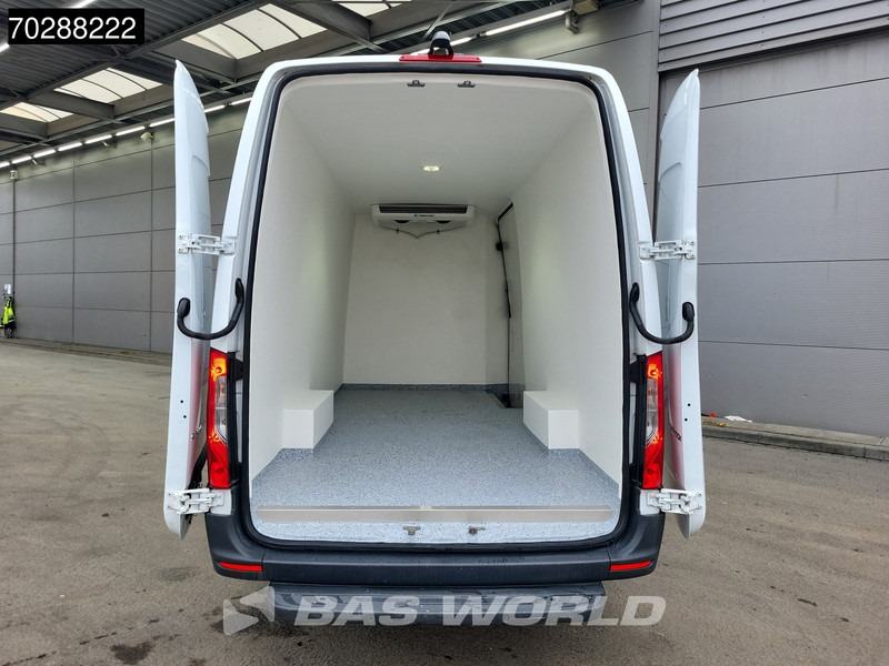 Mercedes-Benz Sprinter 317 CDI Automaat Koelwagen L3H2 Thermo King V-200MAX 230v-Stekker 170PK Airco Cruise Camera Parkeersensoren MBUX CarPlay Euro6 L - Furgoneta frigorifica: foto 3 Mercedes-Benz Sprinter 317 CDI Automaat Koelwagen L3H2 Thermo King V-200MAX 230v-Stekker 170PK Airco Cruise Camera Parkeersensoren MBUX CarPlay Euro6 L - Furgoneta frigorifica: foto 3