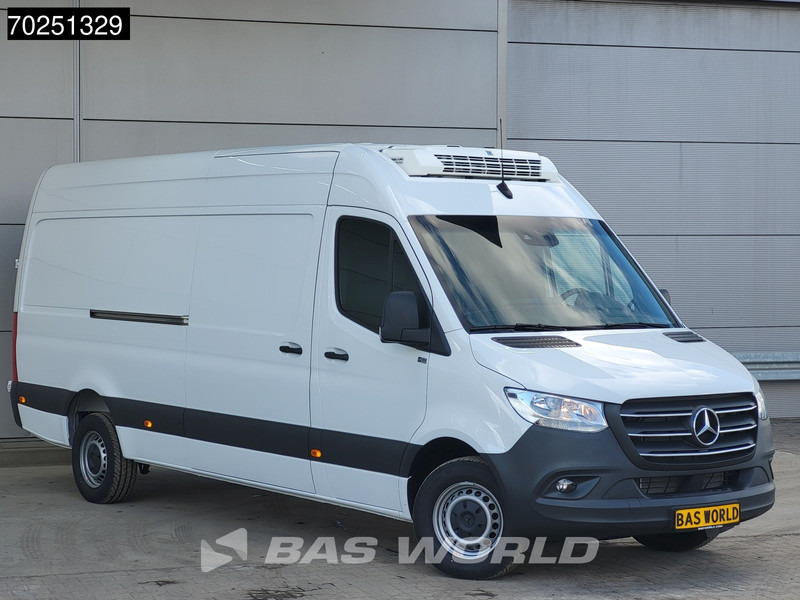 Mercedes-Benz Sprinter 317 CDI Koelwagen L3H2 Thermo King V-200 MAX 230V Stekker Trekhaak Airco Cruise Camera Koeler Koel Kühlwagen 12m3 Airco Trekhaak - Furgoneta frigorifica: foto 5 Mercedes-Benz Sprinter 317 CDI Koelwagen L3H2 Thermo King V-200 MAX 230V Stekker Trekhaak Airco Cruise Camera Koeler Koel Kühlwagen 12m3 Airco Trekhaak - Furgoneta frigorifica: foto 5