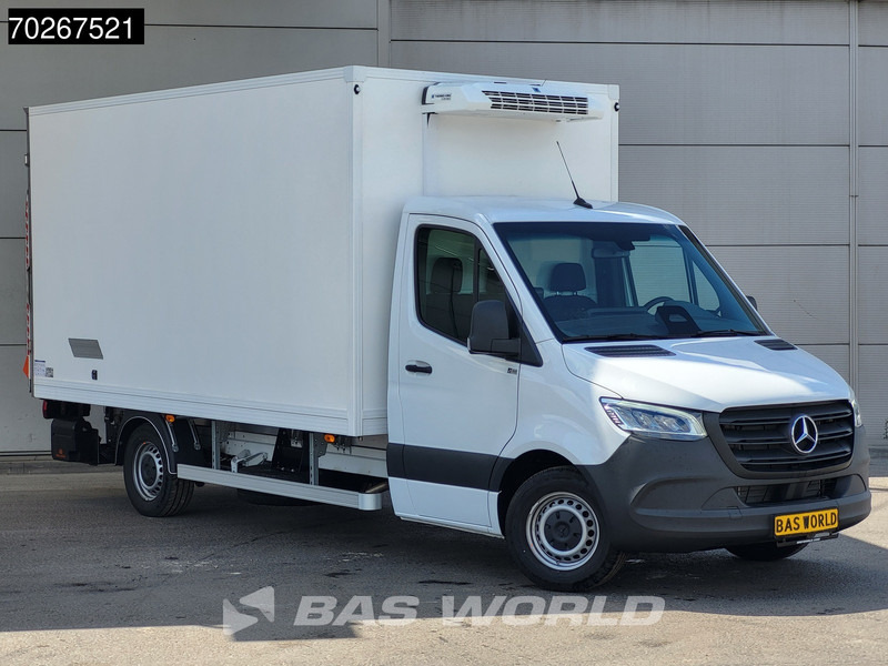 Mercedes-Benz Sprinter 317 CDI Koelwagen Vriezer Laadklep Thermo King V-200 MAX 230V Stekker LED Airco Euro6 Koel Koeler Kühl Kühler Vries Vriezer Kühl - Furgoneta frigorifica: foto 5 Mercedes-Benz Sprinter 317 CDI Koelwagen Vriezer Laadklep Thermo King V-200 MAX 230V Stekker LED Airco Euro6 Koel Koeler Kühl Kühler Vries Vriezer Kühl - Furgoneta frigorifica: foto 5