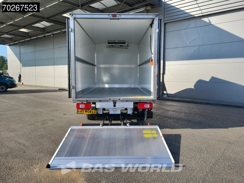 Mercedes-Benz Sprinter 317 CDI Koelwagen Vriezer Laadklep Thermo King V-200 MAX 230V Stekker LED Airco Euro6 Koel Koeler Kühl Kühler Vries Vriezer Kühl - Furgoneta frigorifica: foto 3 Mercedes-Benz Sprinter 317 CDI Koelwagen Vriezer Laadklep Thermo King V-200 MAX 230V Stekker LED Airco Euro6 Koel Koeler Kühl Kühler Vries Vriezer Kühl - Furgoneta frigorifica: foto 3