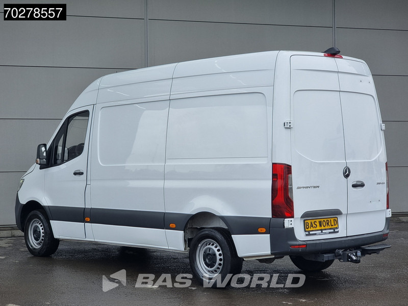 Mercedes-Benz Sprinter 319 CDI 3.0L Automaat V6 L2H2 3,5t Trekhaak Navi LED Airco Cruise Camera MBUX L2 10m3 Airco Trekhaak Cruise control - Furgón: foto 2 Mercedes-Benz Sprinter 319 CDI 3.0L Automaat V6 L2H2 3,5t Trekhaak Navi LED Airco Cruise Camera MBUX L2 10m3 Airco Trekhaak Cruise control - Furgón: foto 2