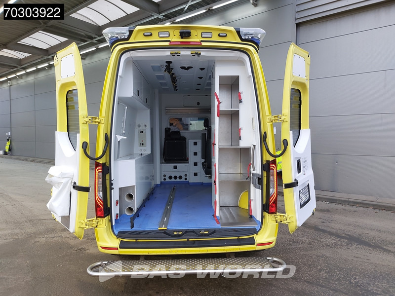 Mercedes-Benz Sprinter 319 CDI 3.0L V6 Ambulance 190PK L2H2 LED Airco Cruise Camera MBUX CarPlay Euro6 Krankenwagen Rettungswagen L2 8m3 Airco Cruise c - Ambulancia: foto 3 Mercedes-Benz Sprinter 319 CDI 3.0L V6 Ambulance 190PK L2H2 LED Airco Cruise Camera MBUX CarPlay Euro6 Krankenwagen Rettungswagen L2 8m3 Airco Cruise c - Ambulancia: foto 3