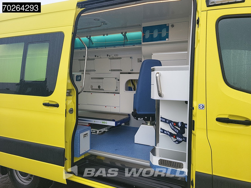 Mercedes-Benz Sprinter 319 CDI Automaat Nieuw! Complete Ambulance Ziekenwagen Rettungswagen Krankenwagen Airco - Ambulancia: foto 5 Mercedes-Benz Sprinter 319 CDI Automaat Nieuw! Complete Ambulance Ziekenwagen Rettungswagen Krankenwagen Airco - Ambulancia: foto 5