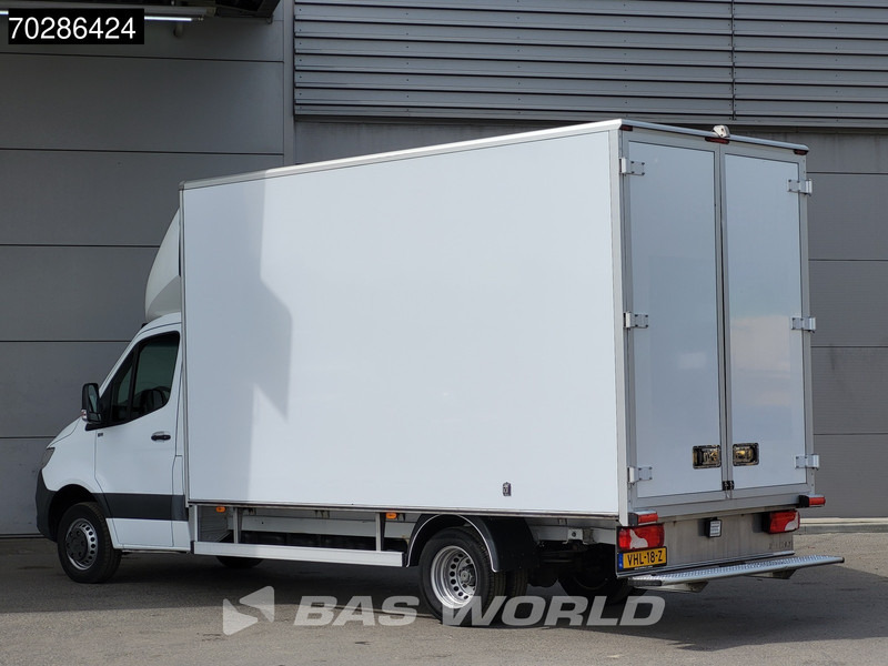Mercedes-Benz Sprinter 514 CDI Automaat Bakwagen Dubbellucht Achterdeuren Navi Airco Cruise Carplay MBUX Euro6 Meubelbak Koffer 23m3 Airco Cruise contr - Furgoneta caja cerrada: foto 2 Mercedes-Benz Sprinter 514 CDI Automaat Bakwagen Dubbellucht Achterdeuren Navi Airco Cruise Carplay MBUX Euro6 Meubelbak Koffer 23m3 Airco Cruise contr - Furgoneta caja cerrada: foto 2