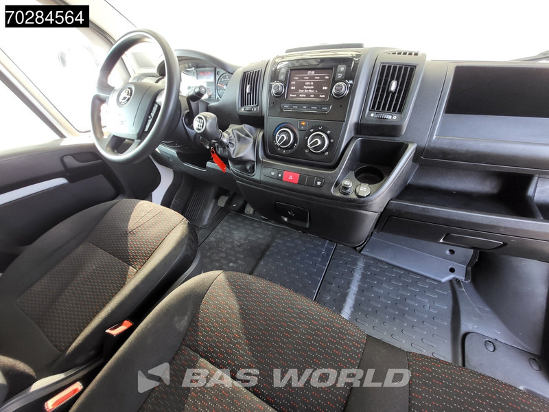 Opel Movano 120PK 10m3 Airco Cruise control - Furgoneta pequeña: foto 5 Opel Movano 120PK 10m3 Airco Cruise control - Furgoneta pequeña: foto 5