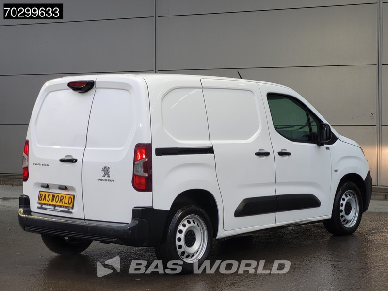 Peugeot Partner 130pk Automaat L1H1 Navi Airco Cruise Camera Parkeersensoren Euro6 L1 Airco Cruise control - Furgoneta pequeña: foto 5 Peugeot Partner 130pk Automaat L1H1 Navi Airco Cruise Camera Parkeersensoren Euro6 L1 Airco Cruise control - Furgoneta pequeña: foto 5