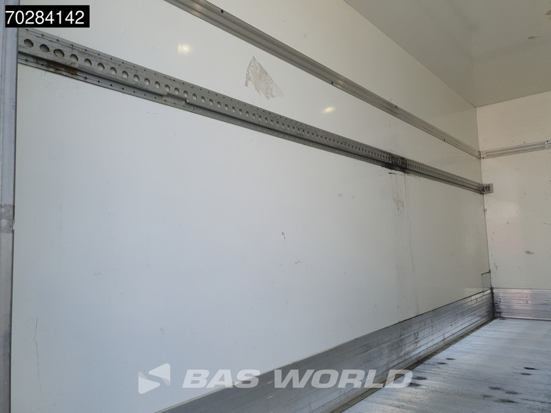 Volkswagen Crafter 102pk Bakwagen Airco Euro6 Meubelbak Koffer 17m3 Airco - Furgoneta caja cerrada: foto 5 Volkswagen Crafter 102pk Bakwagen Airco Euro6 Meubelbak Koffer 17m3 Airco - Furgoneta caja cerrada: foto 5