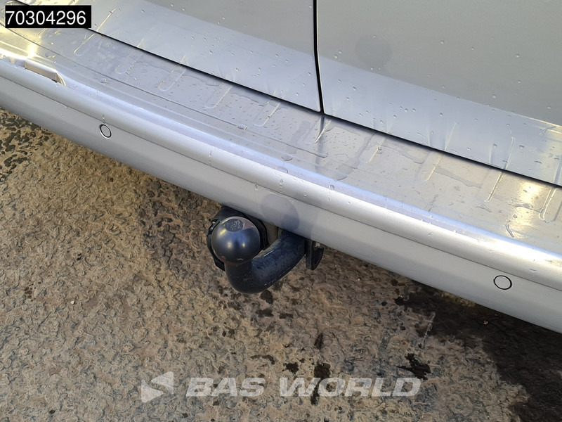 Furgoneta pequeña Volkswagen Transporter 110PK L2H1 Trekhaak Airco Cruise Parkeersensoren Euro6 L2 Airco Trekhaak Cruise control: foto 9 Furgoneta pequeña Volkswagen Transporter 110PK L2H1 Trekhaak Airco Cruise Parkeersensoren Euro6 L2 Airco Trekhaak Cruise control: foto 9