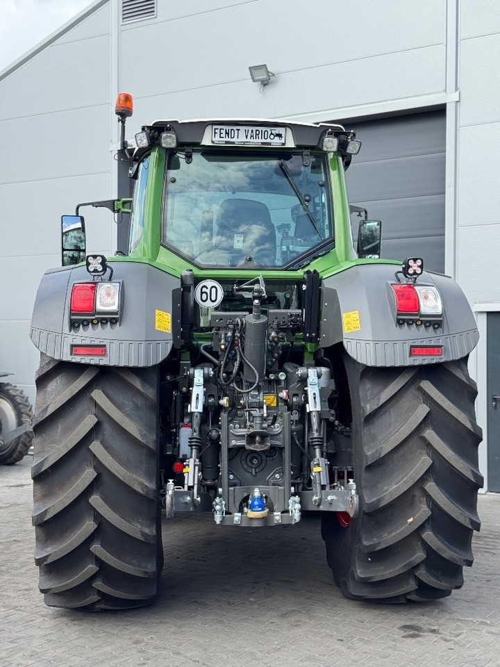 Tractor Fendt 930 Vario S4 Profi Plus: foto 7