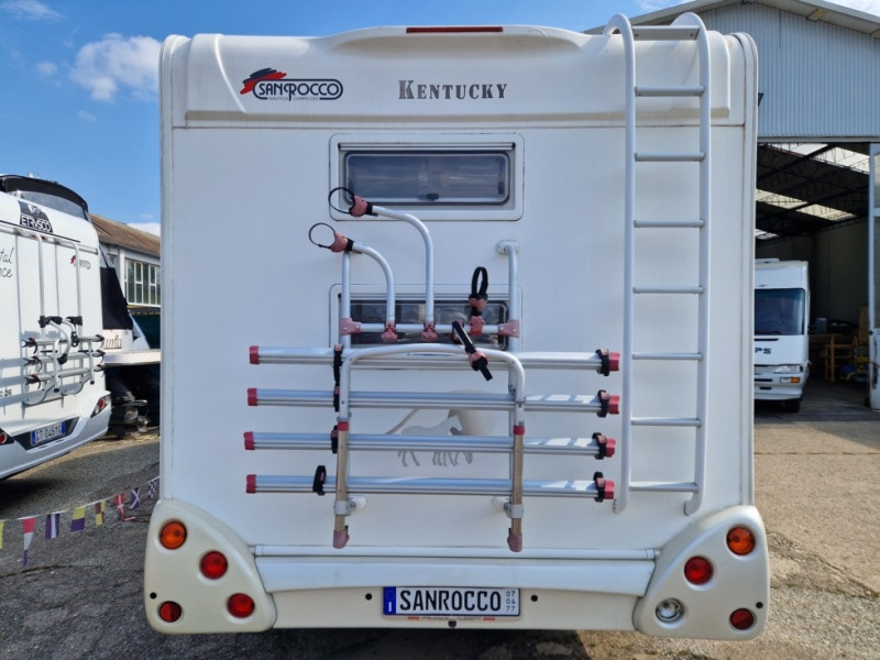 Rimor Kentucky Estro 9 - Autocaravana capuchina: foto 3 Rimor Kentucky Estro 9 - Autocaravana capuchina: foto 3
