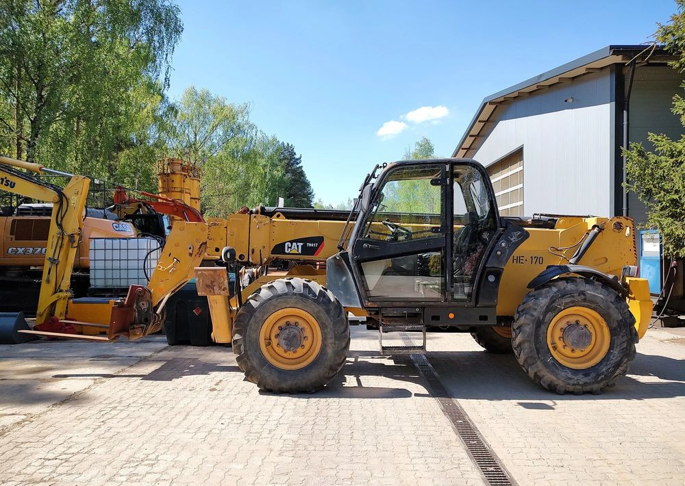 Caterpillar TH417 - Manipulador telescópico: foto 1 Caterpillar TH417 - Manipulador telescópico: foto 1