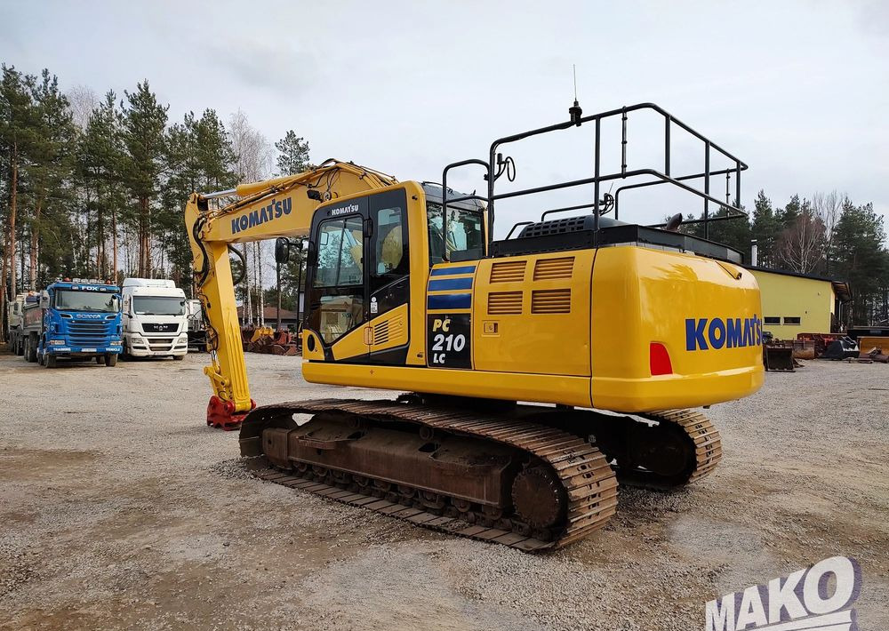 Komatsu PC210 LC-10 - Excavadora de cadenas: foto 3 Komatsu PC210 LC-10 - Excavadora de cadenas: foto 3