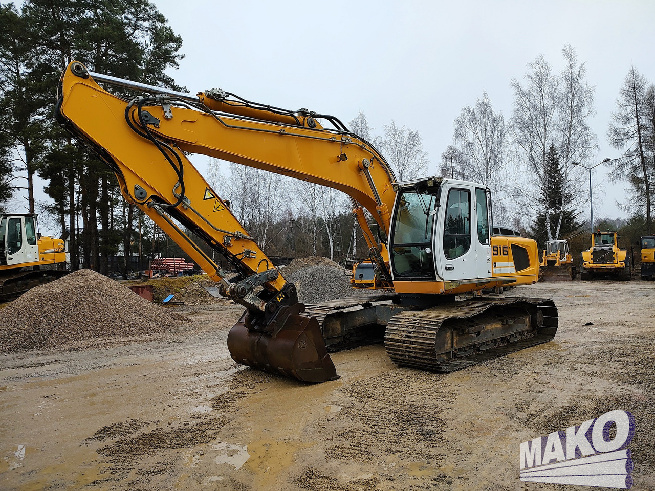 LIEBHERR R916 LC - Excavadora de cadenas: foto 1 LIEBHERR R916 LC - Excavadora de cadenas: foto 1