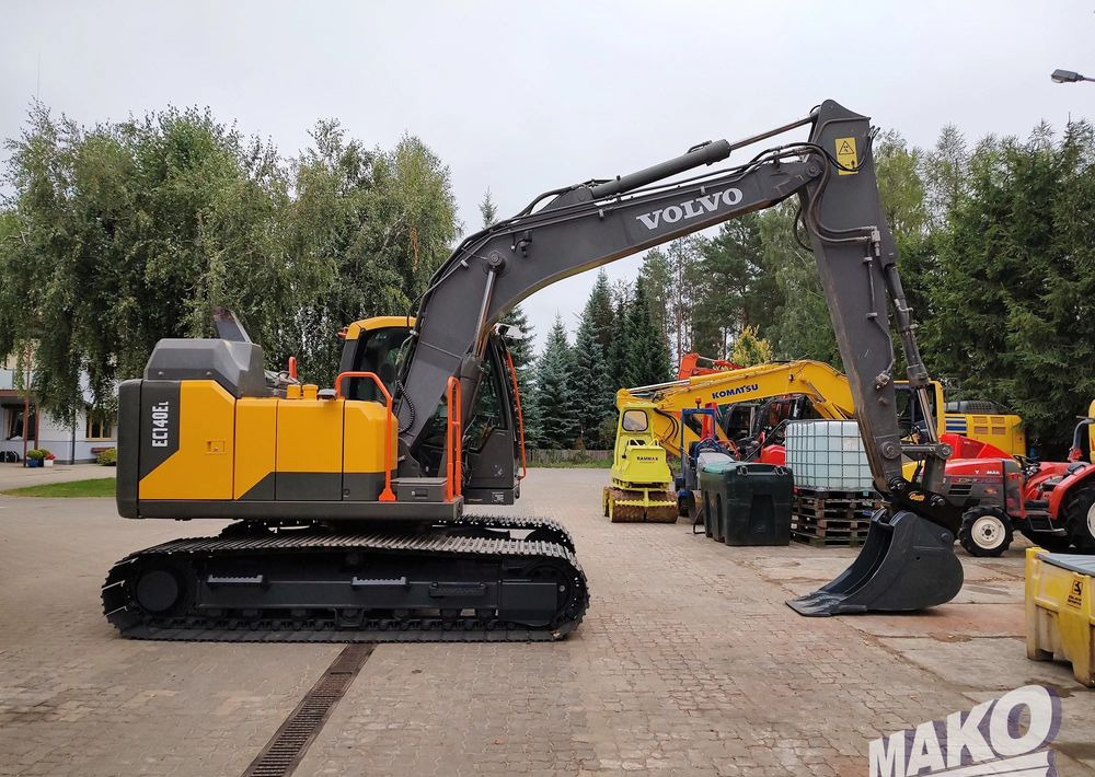 Excavadora de cadenas Volvo EC140 EL: foto 6