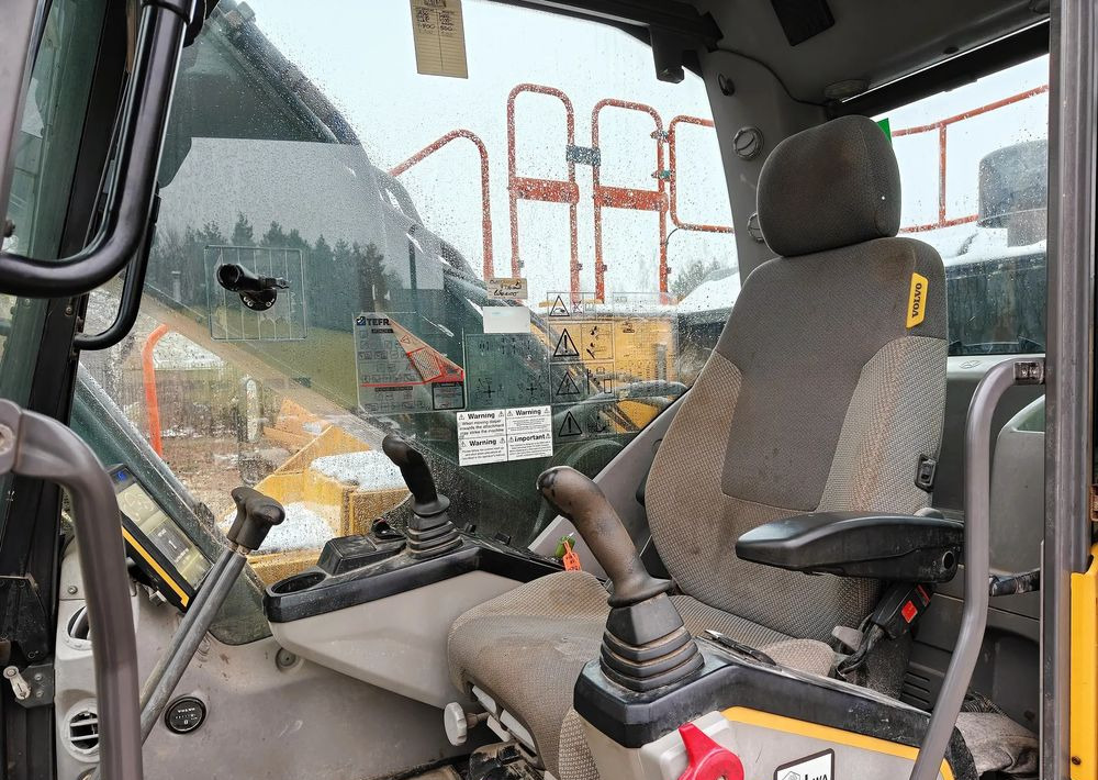 Excavadora de cadenas Volvo EC250EL: foto 10 Excavadora de cadenas Volvo EC250EL: foto 10