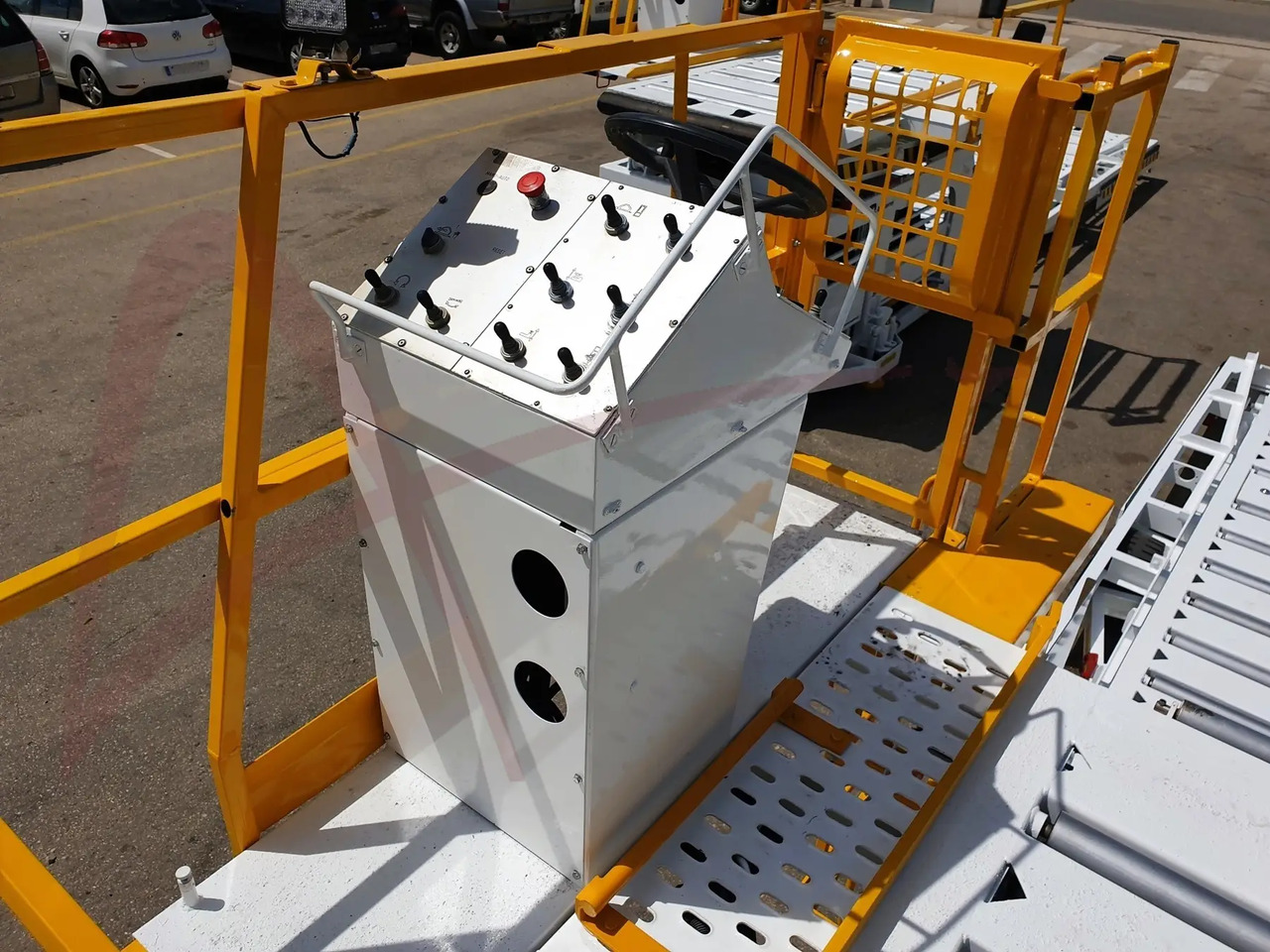 AIR MARREL LAM3500 - Cargadora de contenedores/ Palets: foto 4 AIR MARREL LAM3500 - Cargadora de contenedores/ Palets: foto 4