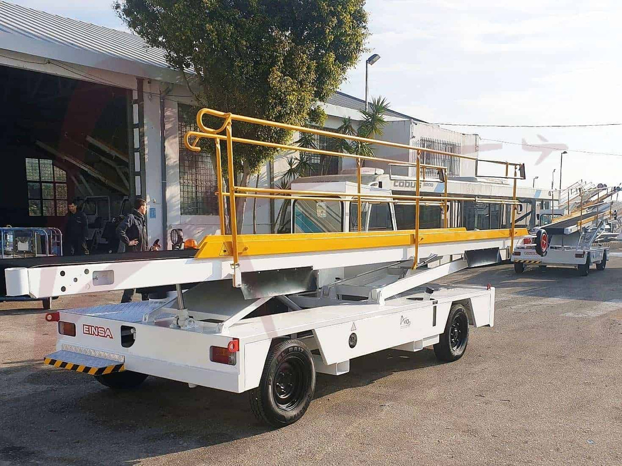 EINSA CDA-14B - Cargadora de banda: foto 5 EINSA CDA-14B - Cargadora de banda: foto 5