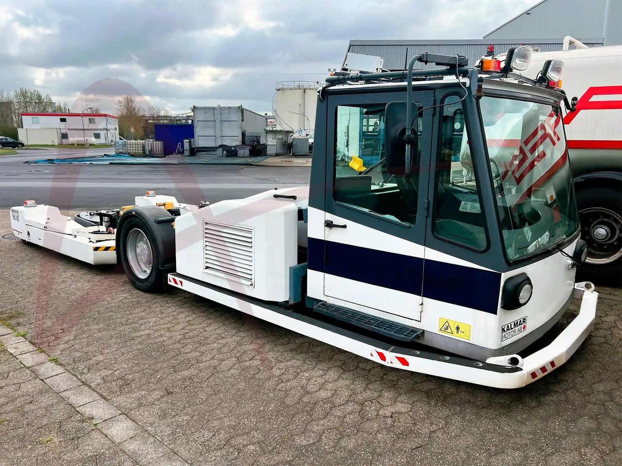 KALMAR MOTOR AB TBL 50 - Remolcador de aviones: foto 1 KALMAR MOTOR AB TBL 50 - Remolcador de aviones: foto 1