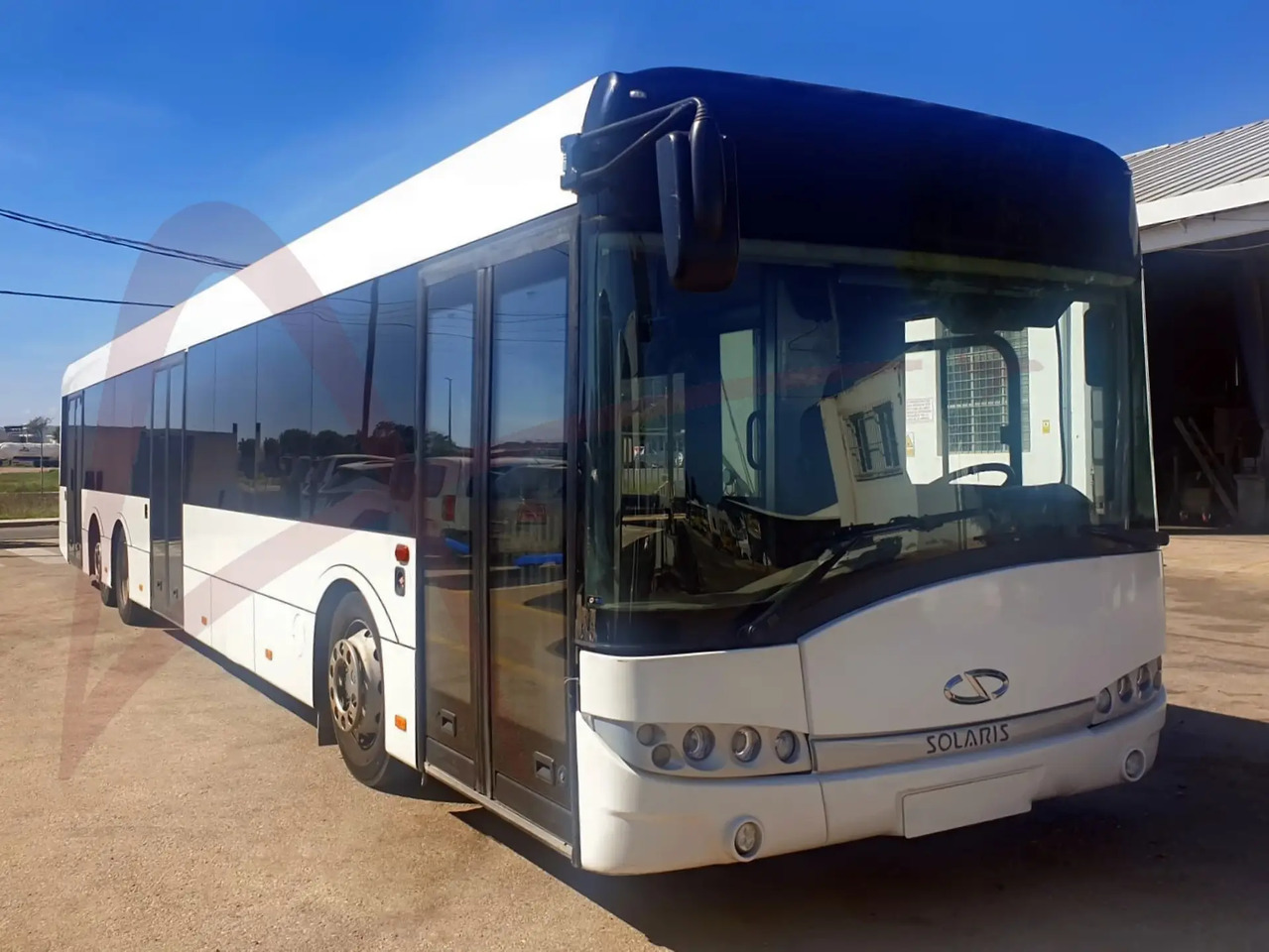 SOLARIS URBINO 15 - Autobús lanzadera: foto 1 SOLARIS URBINO 15 - Autobús lanzadera: foto 1