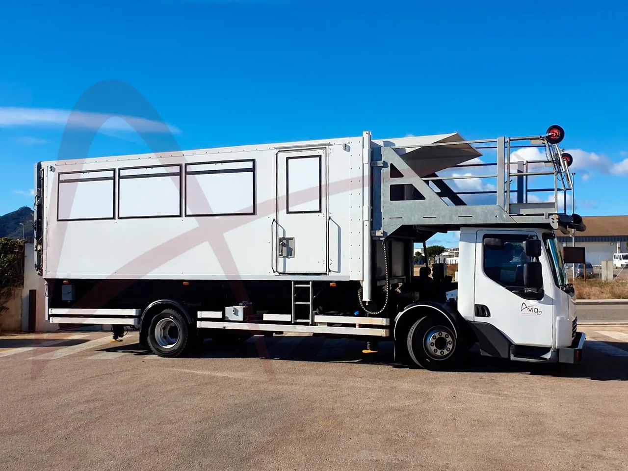 TLD CHTP GM-5.9 - Ambulift: foto 1 TLD CHTP GM-5.9 - Ambulift: foto 1