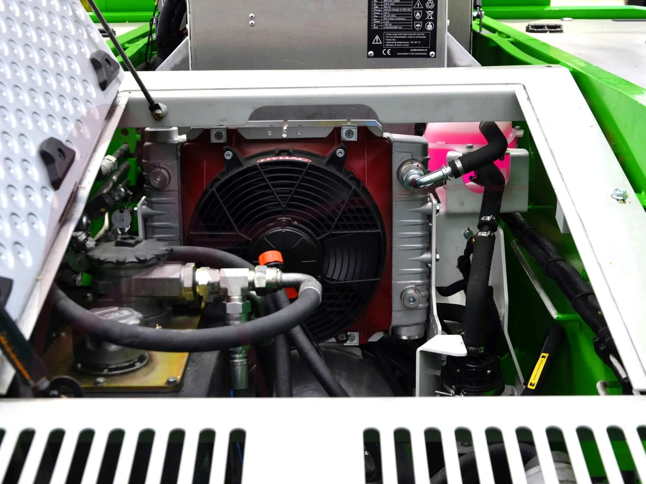 TLD TMX-150/12 Electric - Remolcador de aviones: foto 3 TLD TMX-150/12 Electric - Remolcador de aviones: foto 3